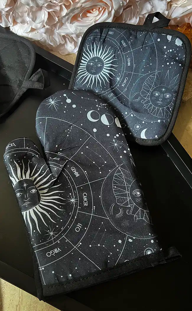 STAR MAP - Oven Mitt Set