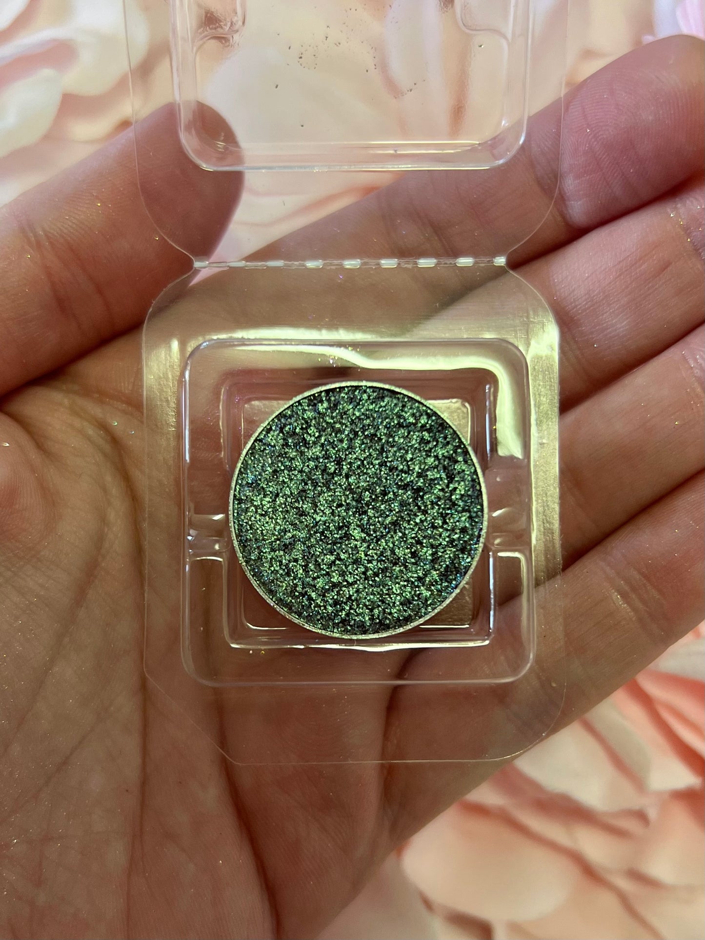 D38 WATER BIRD - iridescent pressed pigment refill pan