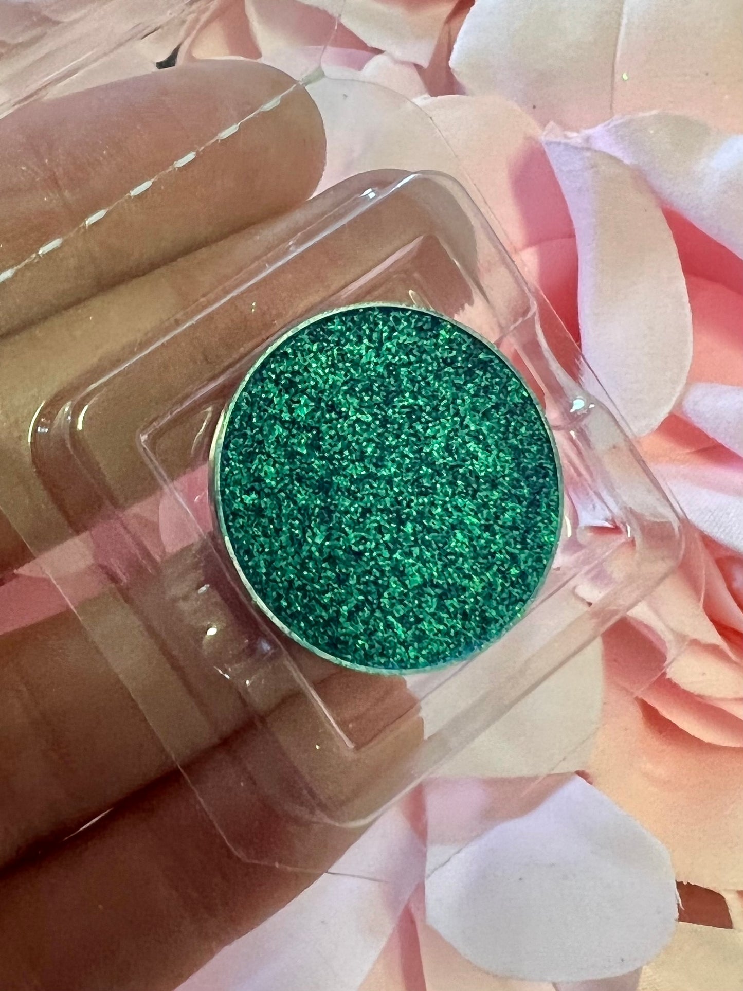 D17 PISCES - Iridescent pressed pigment refill pan