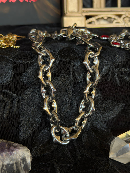 THE CHAIN - Mother of Hades Spiked Chain