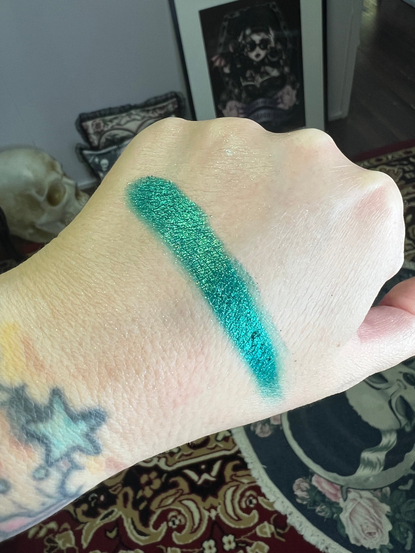 D27 MERMAID TALE - Iridescent pressed pigment refill pan