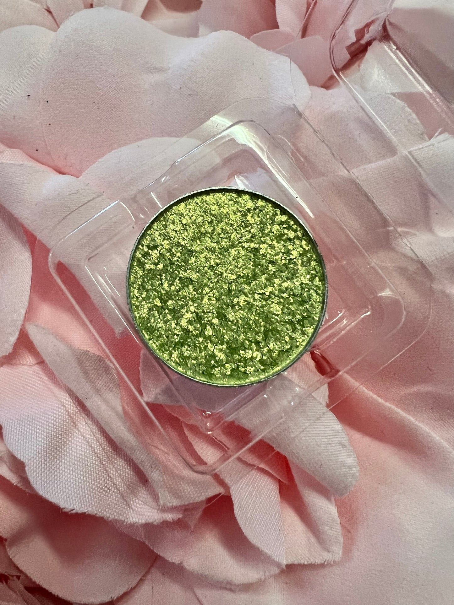 D75 LEMON LIME SORBET - iridescent pressed pigment refill pan