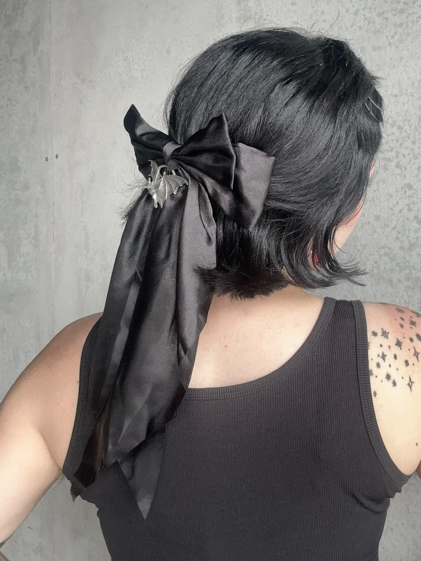 SCREECHERS OF THE NIGHT - Mother of Hades NIGHT GARDEN Hair Bow