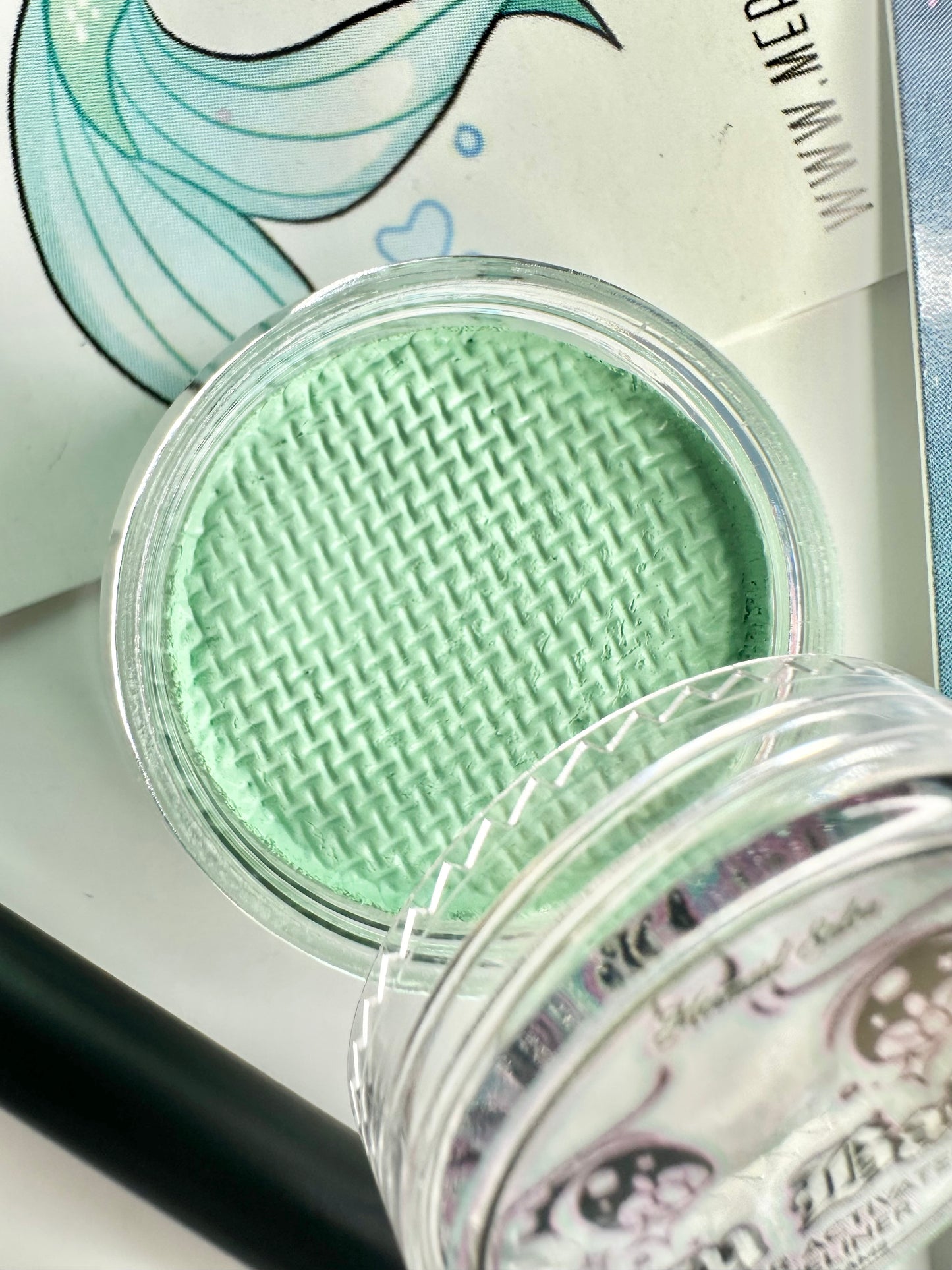 MINT CREAM - CryBaby Aqua Liner