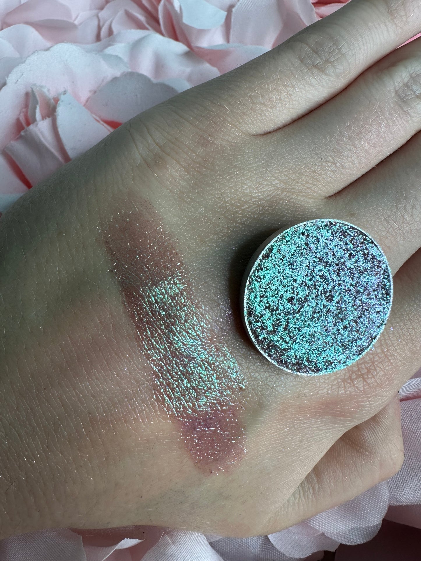 D58 LIZARD SKIN - Iridescent pressed pigment refill pan