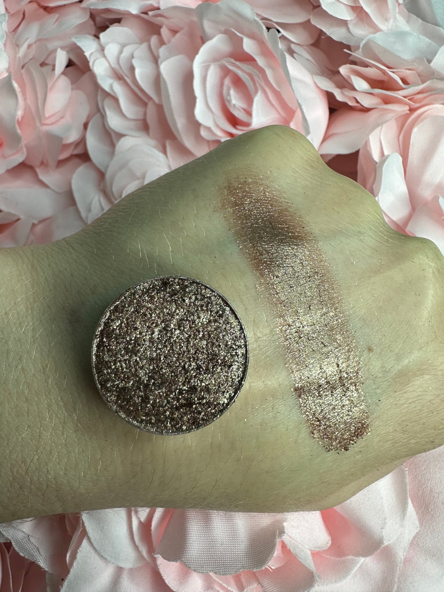 D48 PRECIOUS - Iridescent pressed pigment refill pan
