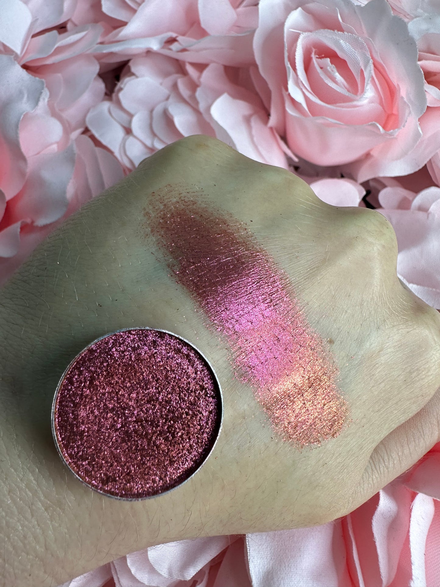 D13 CYNDI - Iridescent pressed pigment refill pan