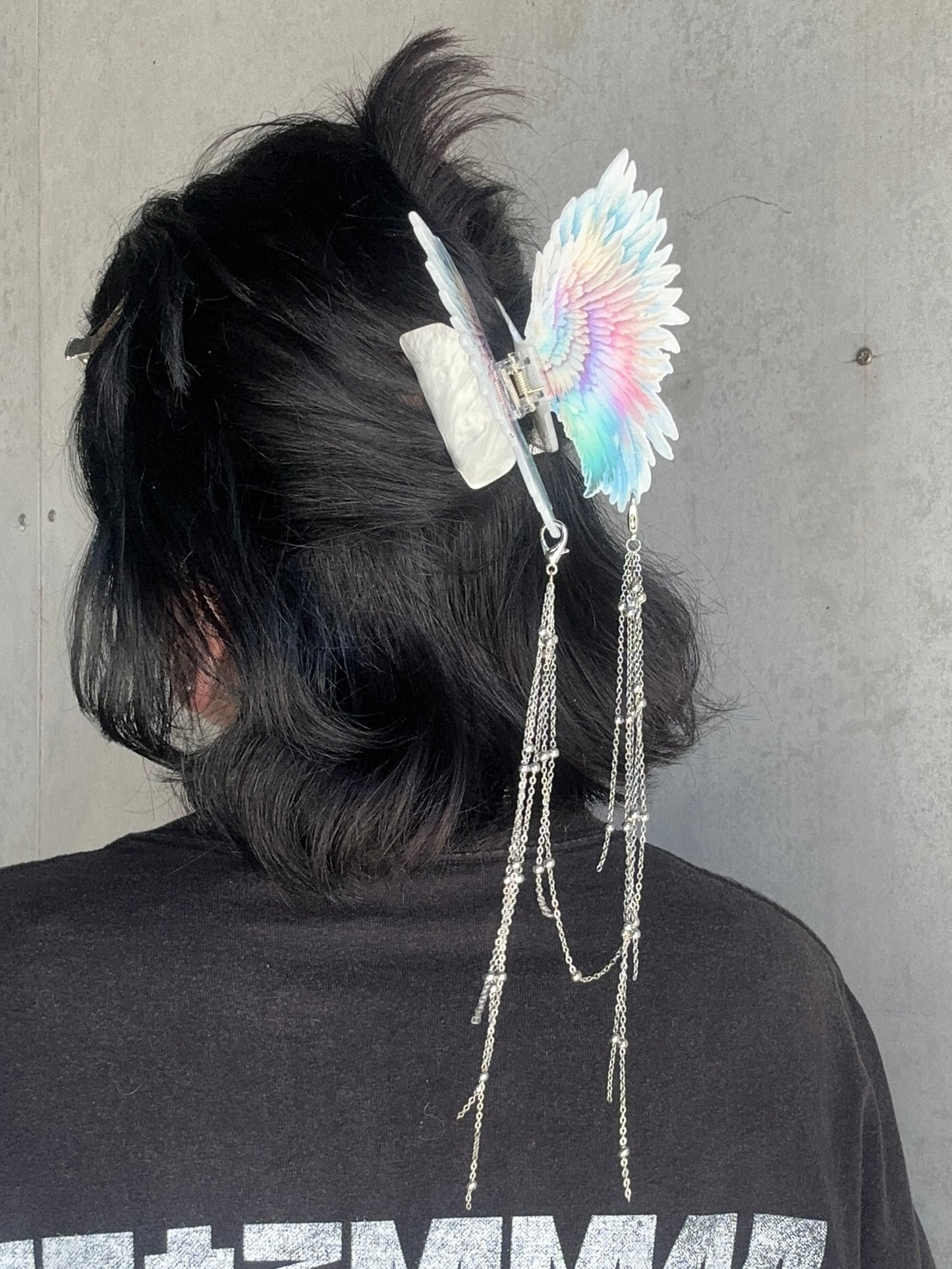 LIKE A PRAYER - Angel wing hair clasp with chain