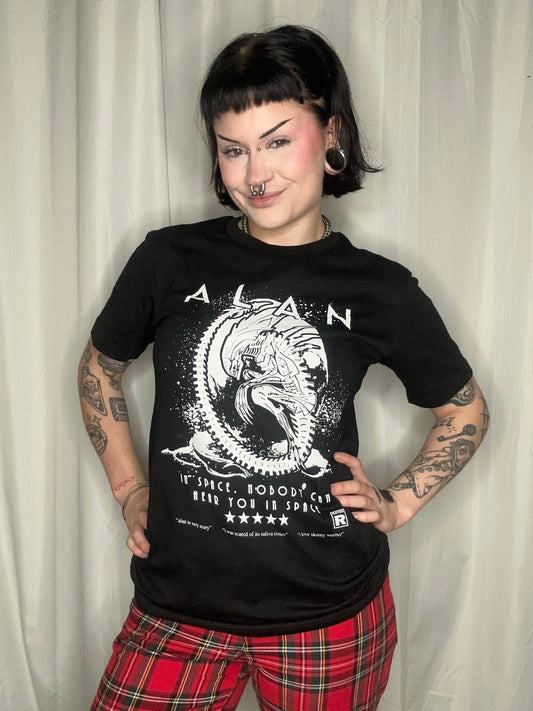 ALAN - IN SPACE NO ONE CAN HEAR YOU alien Horror T-Shirt