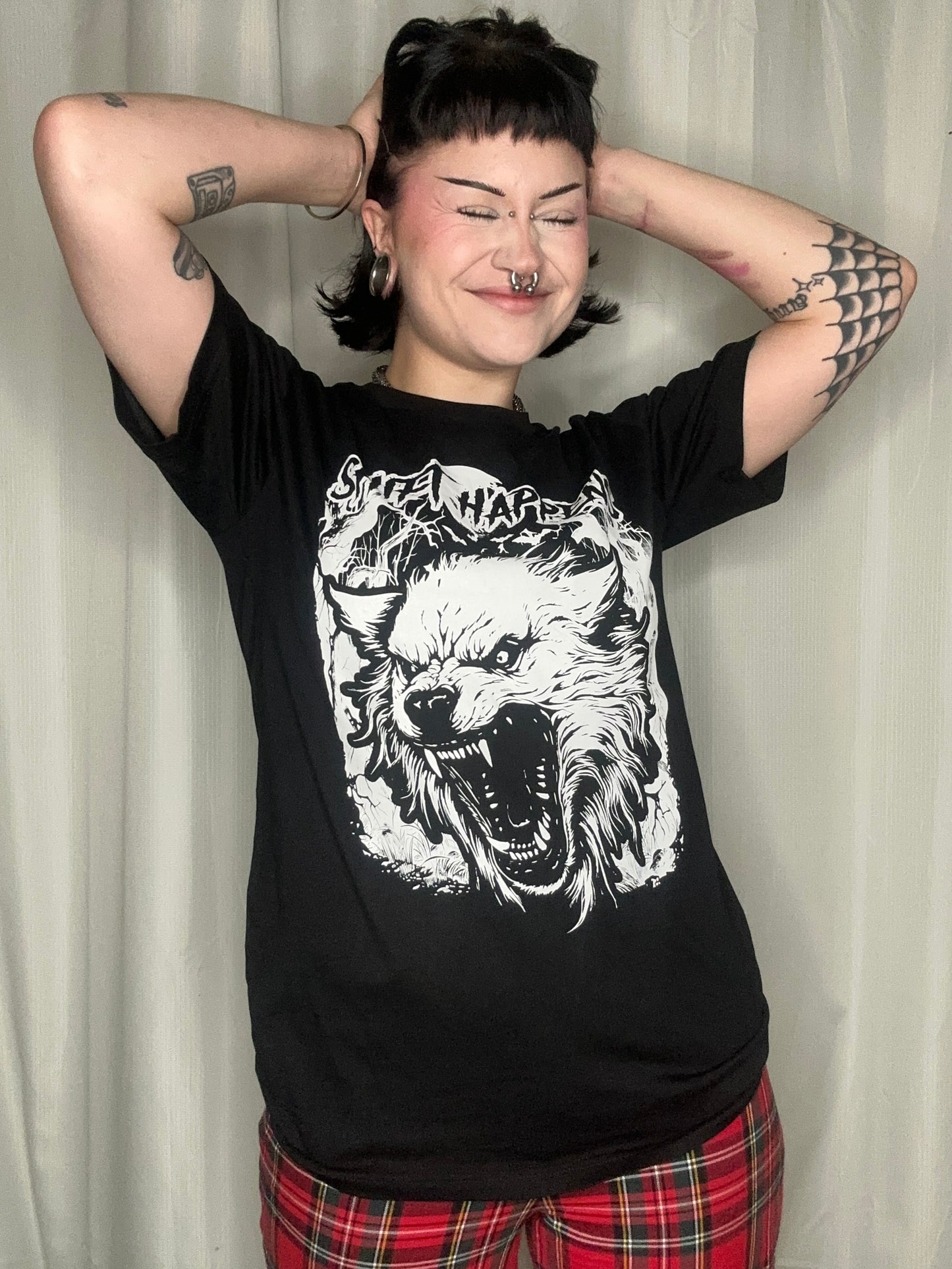 SHIFT HAPPENS - WEREWOLF Horror T-Shirt