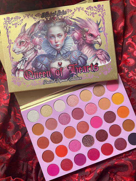 QUEEN OF HEARTS - Pressed eyeshadow palette