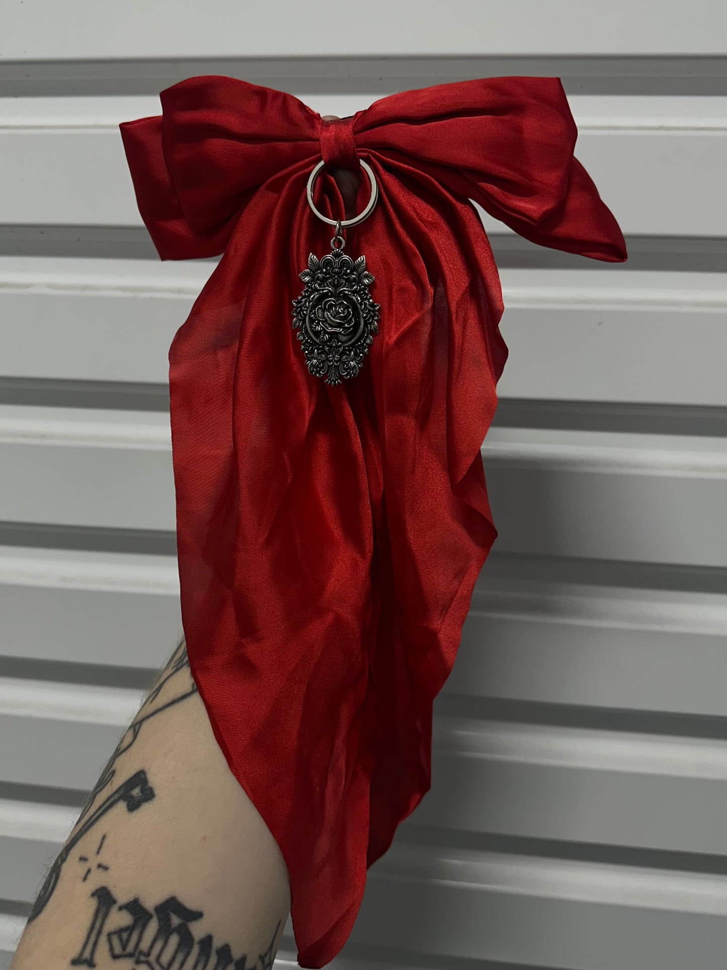 ETERNAL ROSE - Mother of Hades NIGHT GARDEN Hair Bow