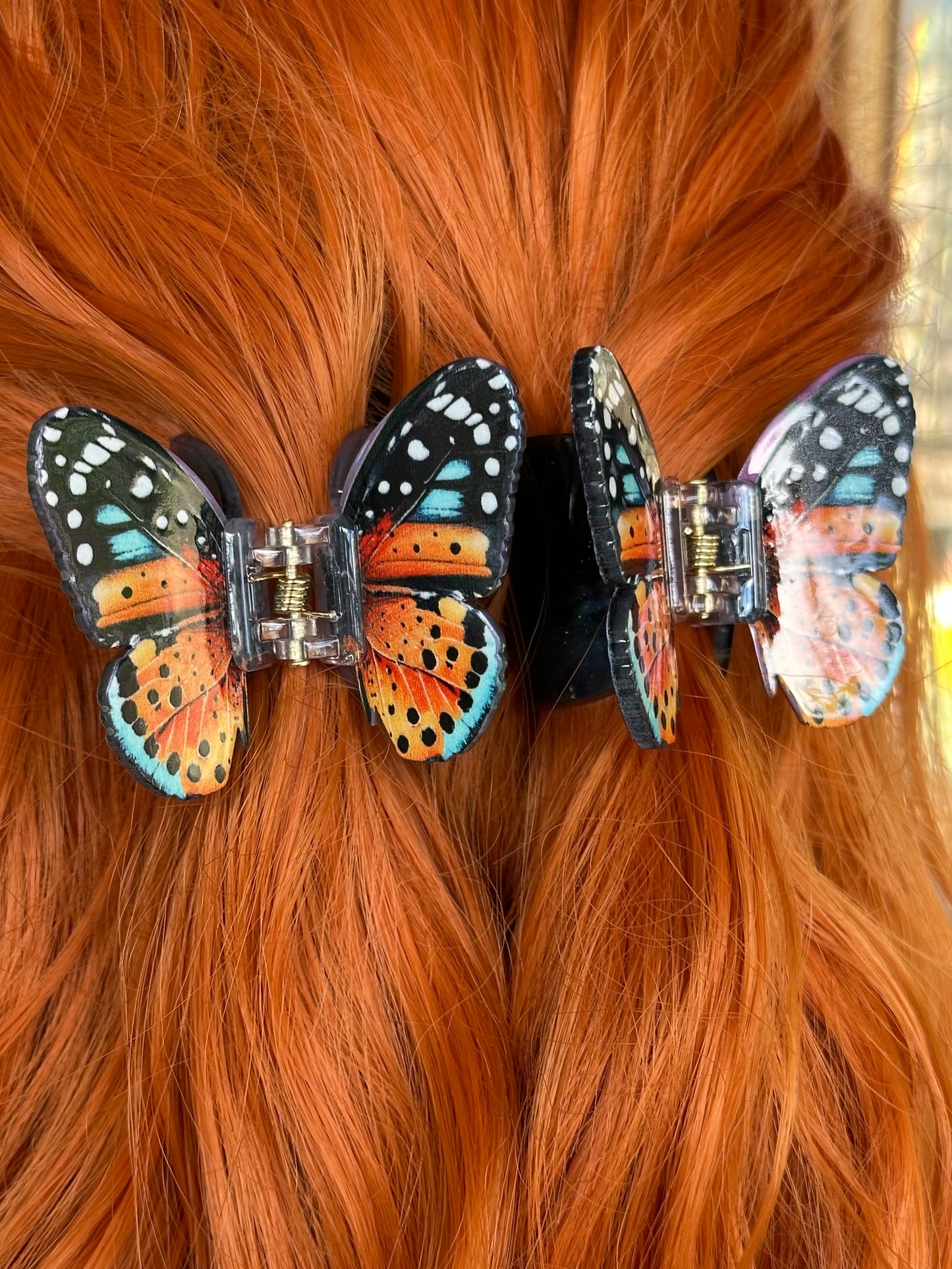 HEY SUNSHINE - Twin Butterfly Hair Clip Set
