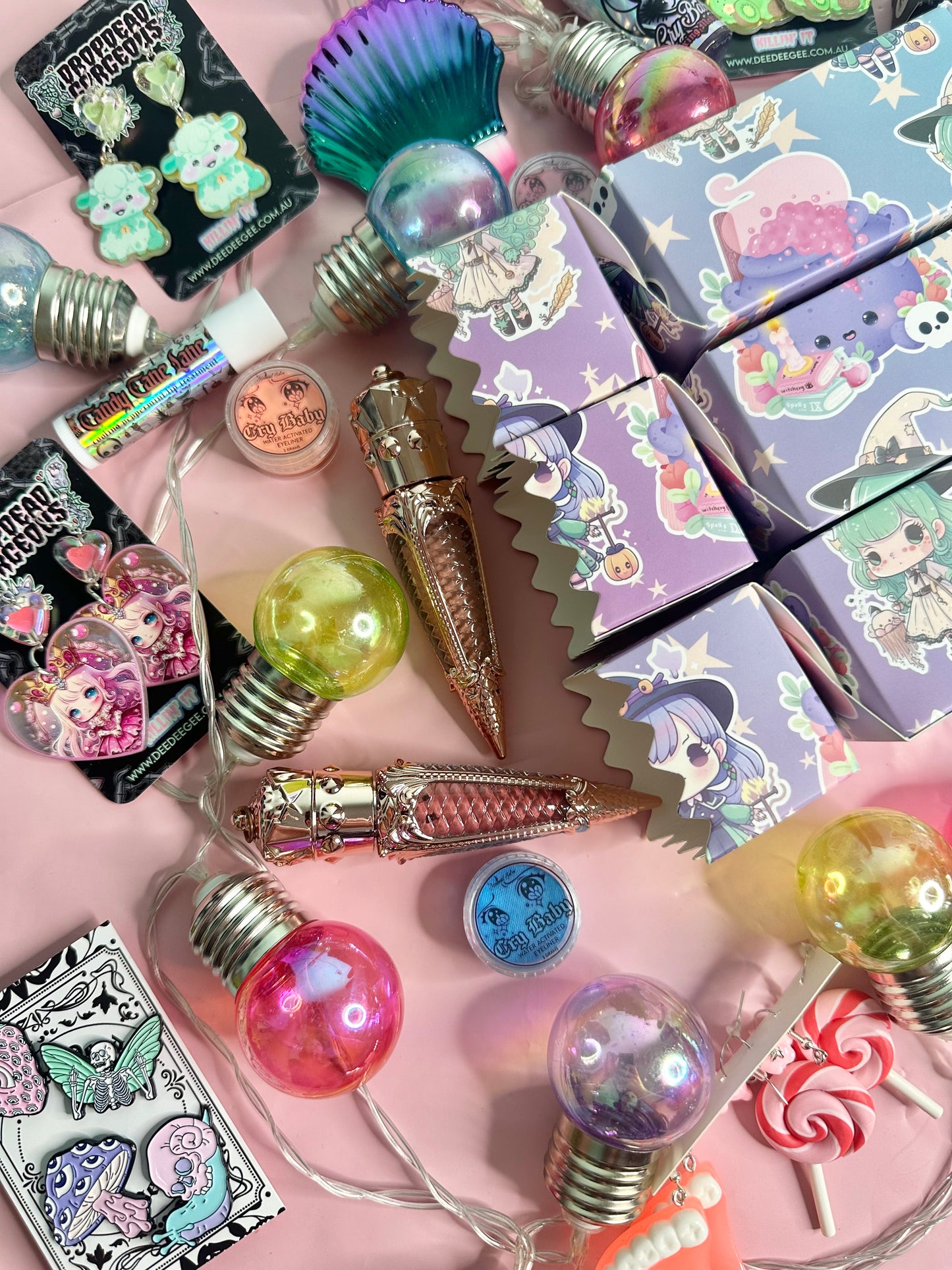 KITSCH WITCH - Hexmas cracker gift set