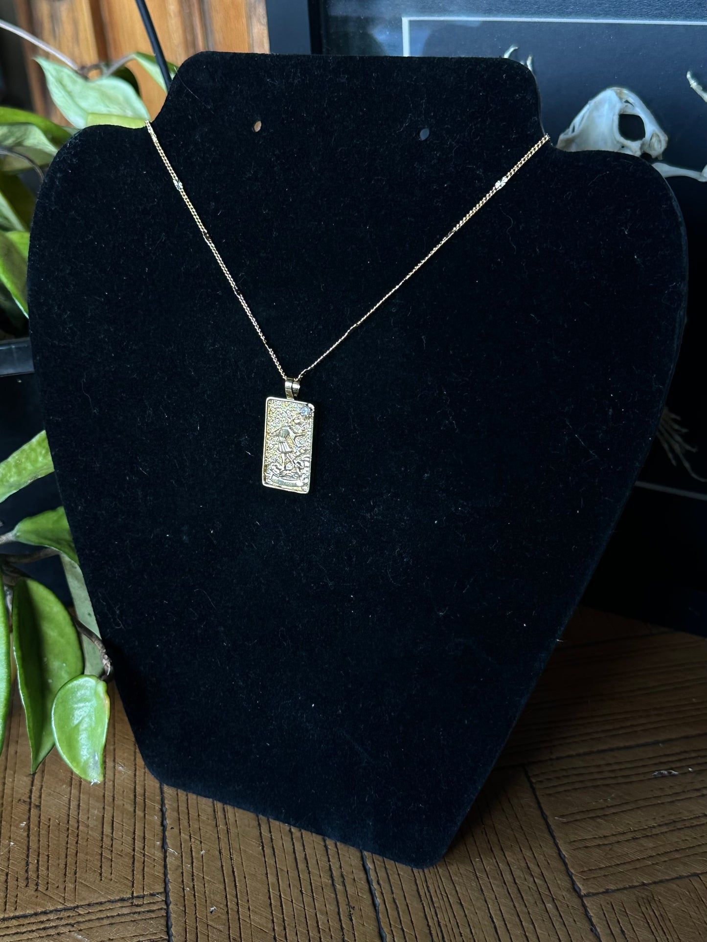 THE FOOL NECKLACE