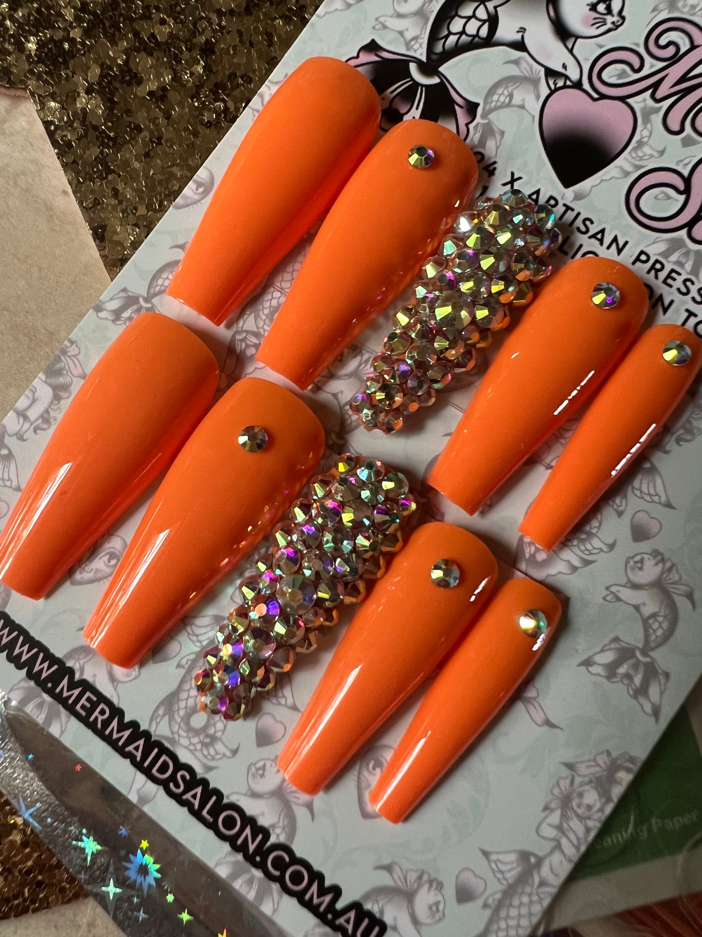 REAL HOT - Press-On Nail Kit