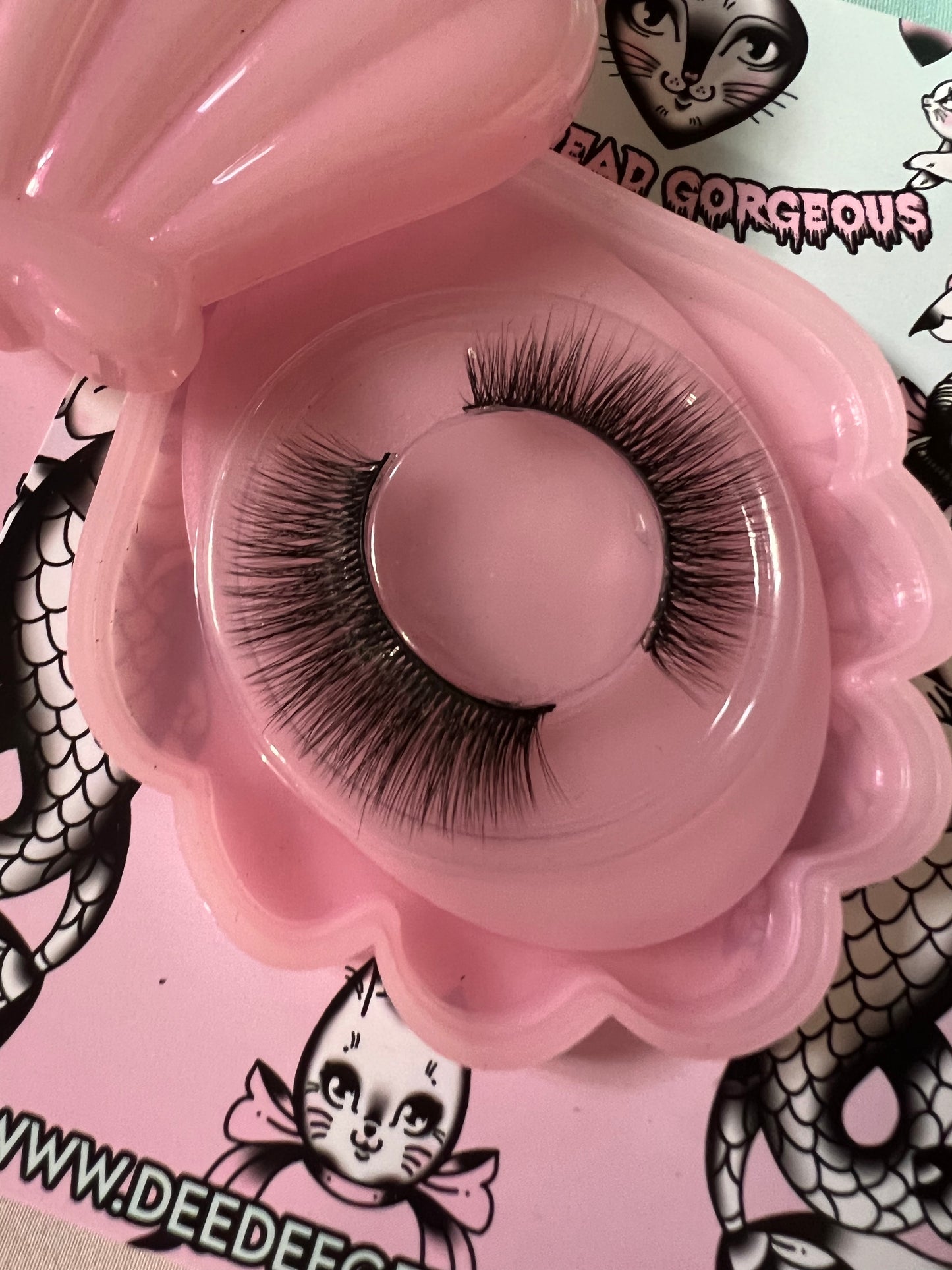 BEACH, PLEASE - Pink False Eyelash Set