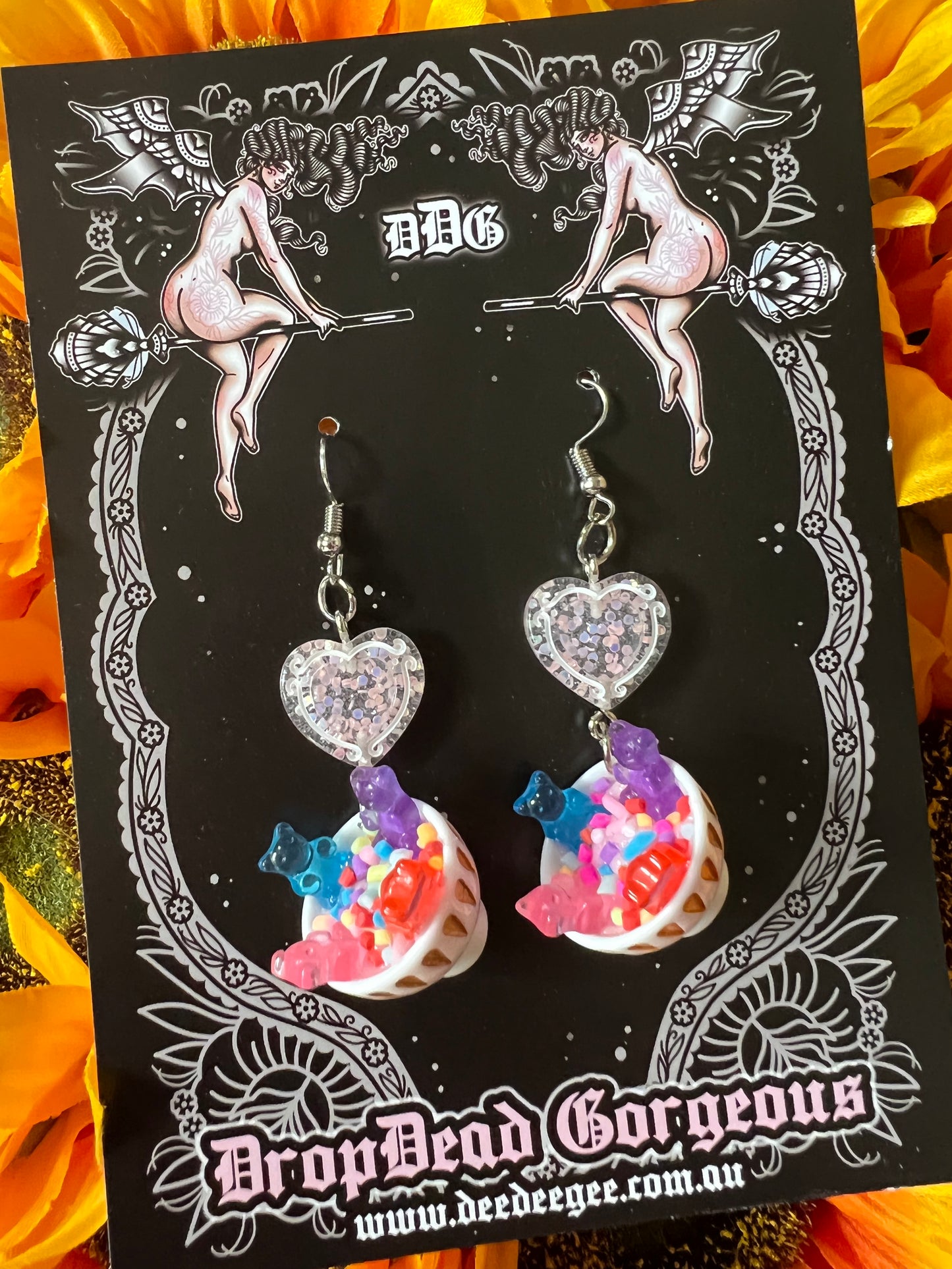 SUGAR BOWL - Charm Earrings