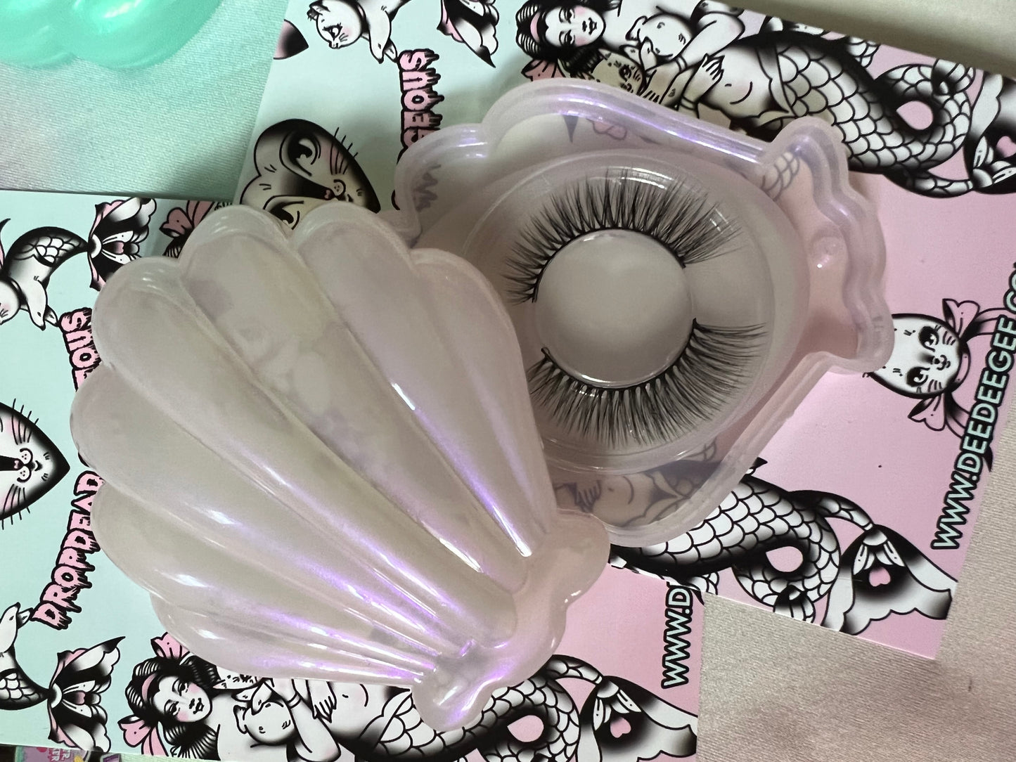 BEACH, PLEASE - Pearl False Eyelash Set