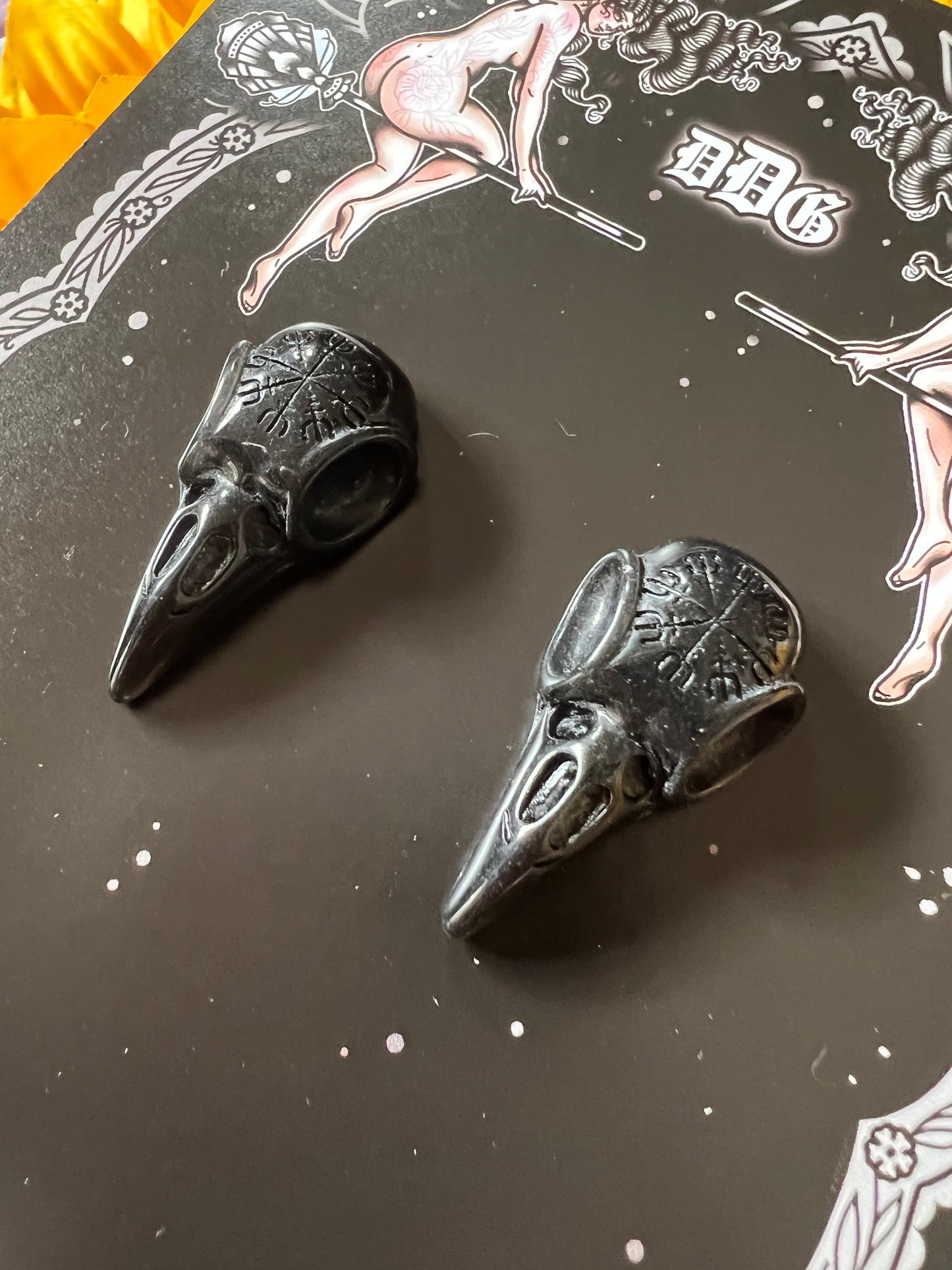 CROW SKULL - Black Stud Earrings