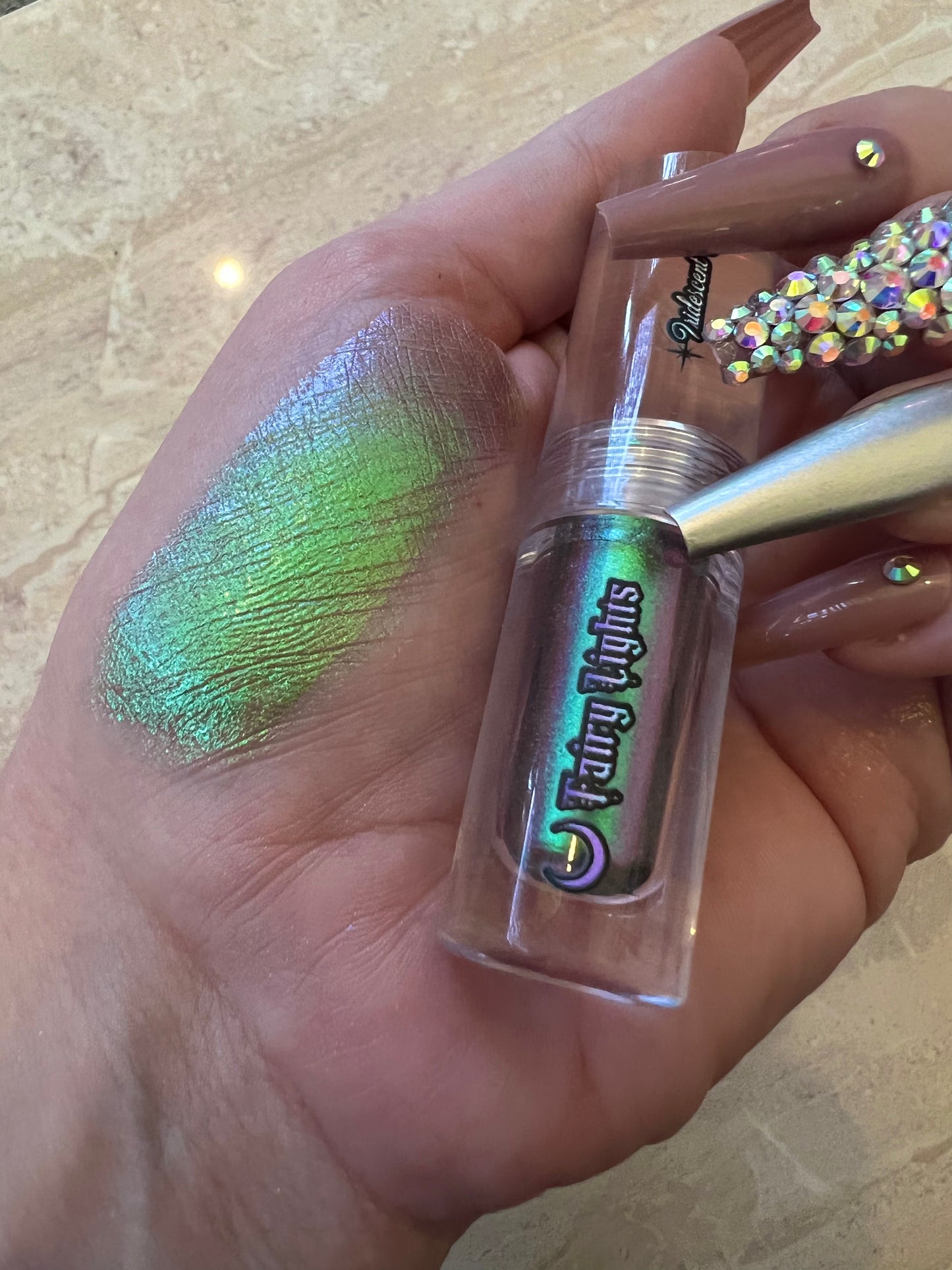 DARK HORSE - Fairy Lights Iridescent Cream Pigment