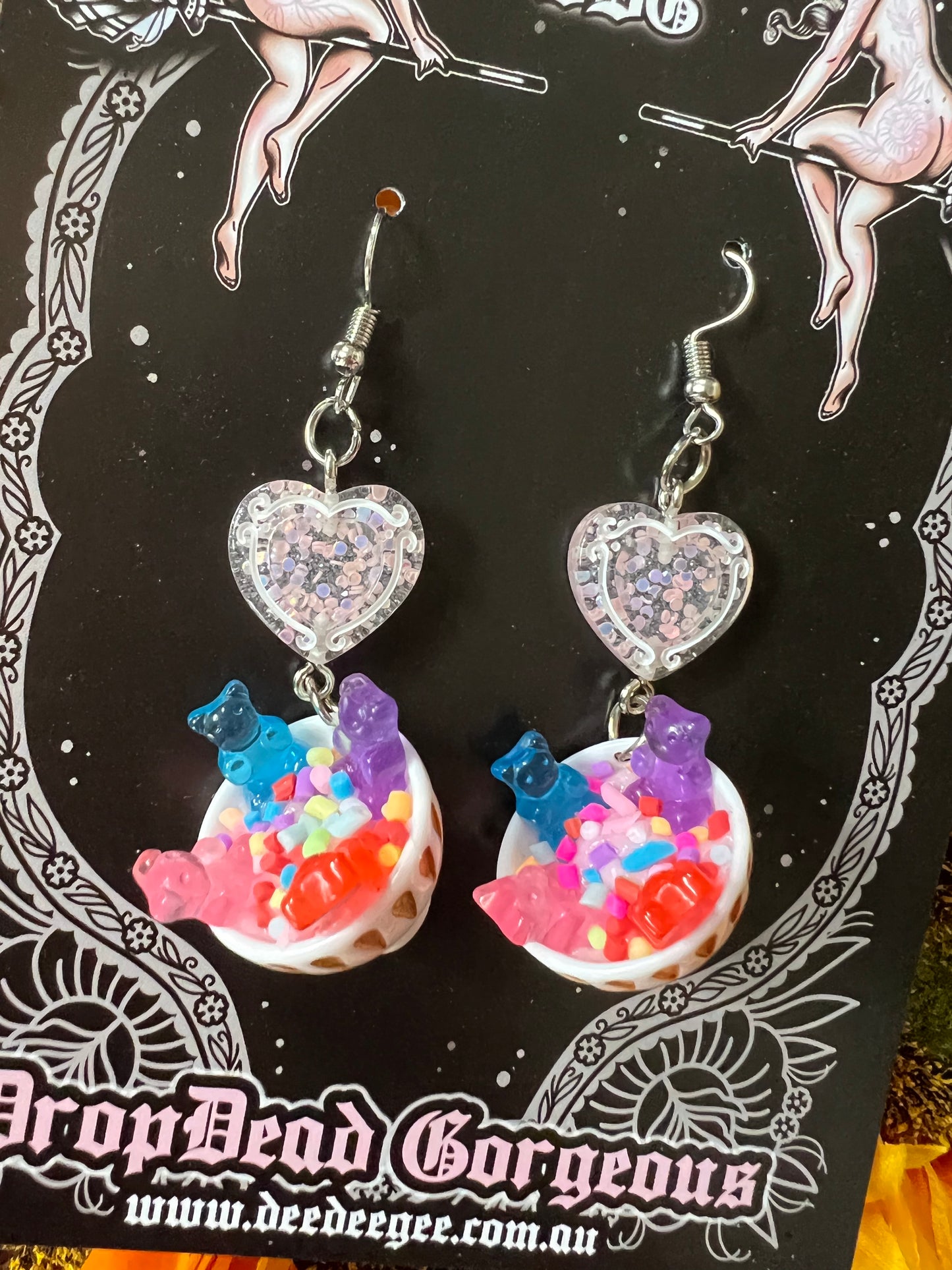 SUGAR BOWL - Charm Earrings