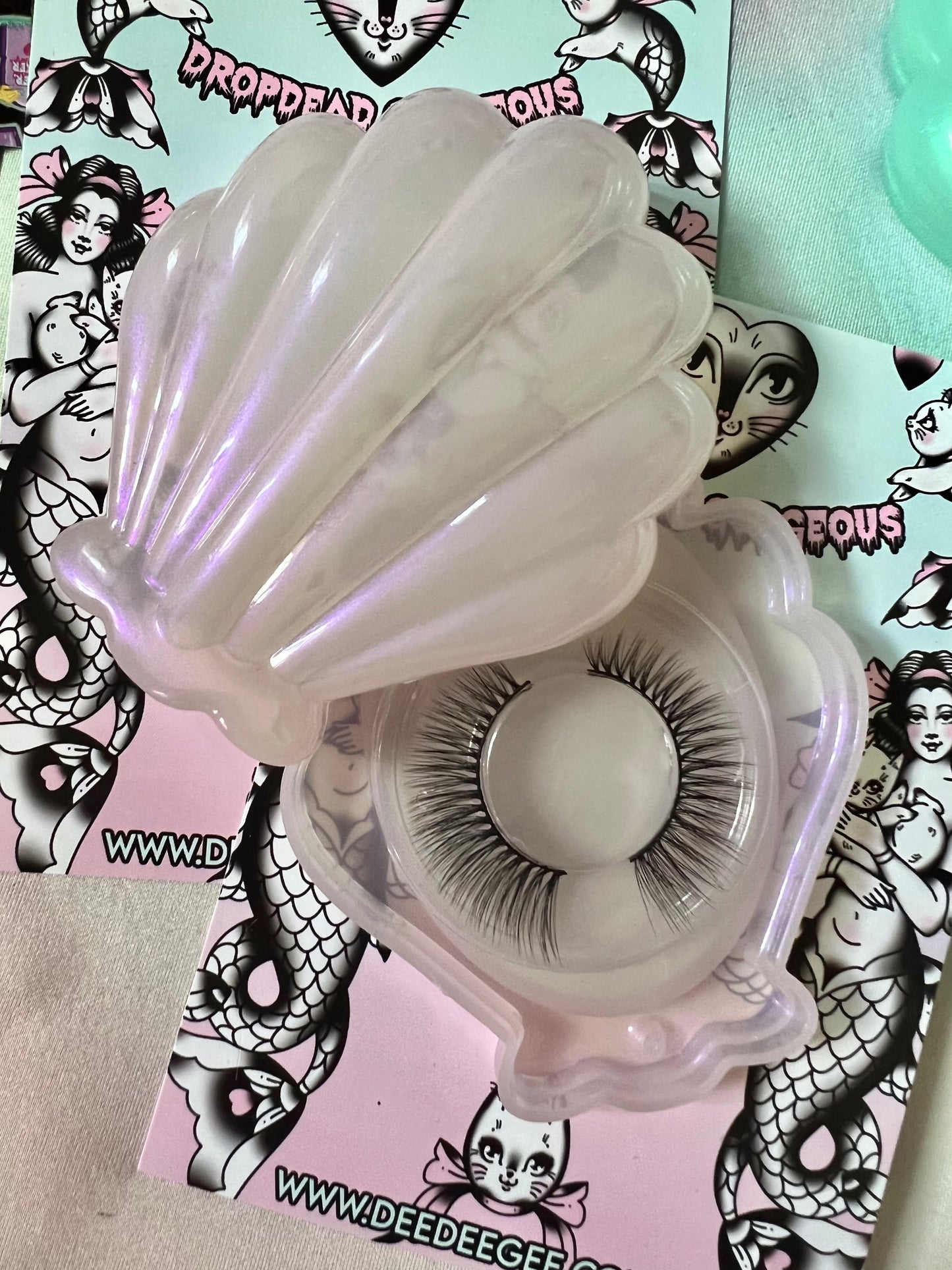 BEACH, PLEASE - Pearl False Eyelash Set