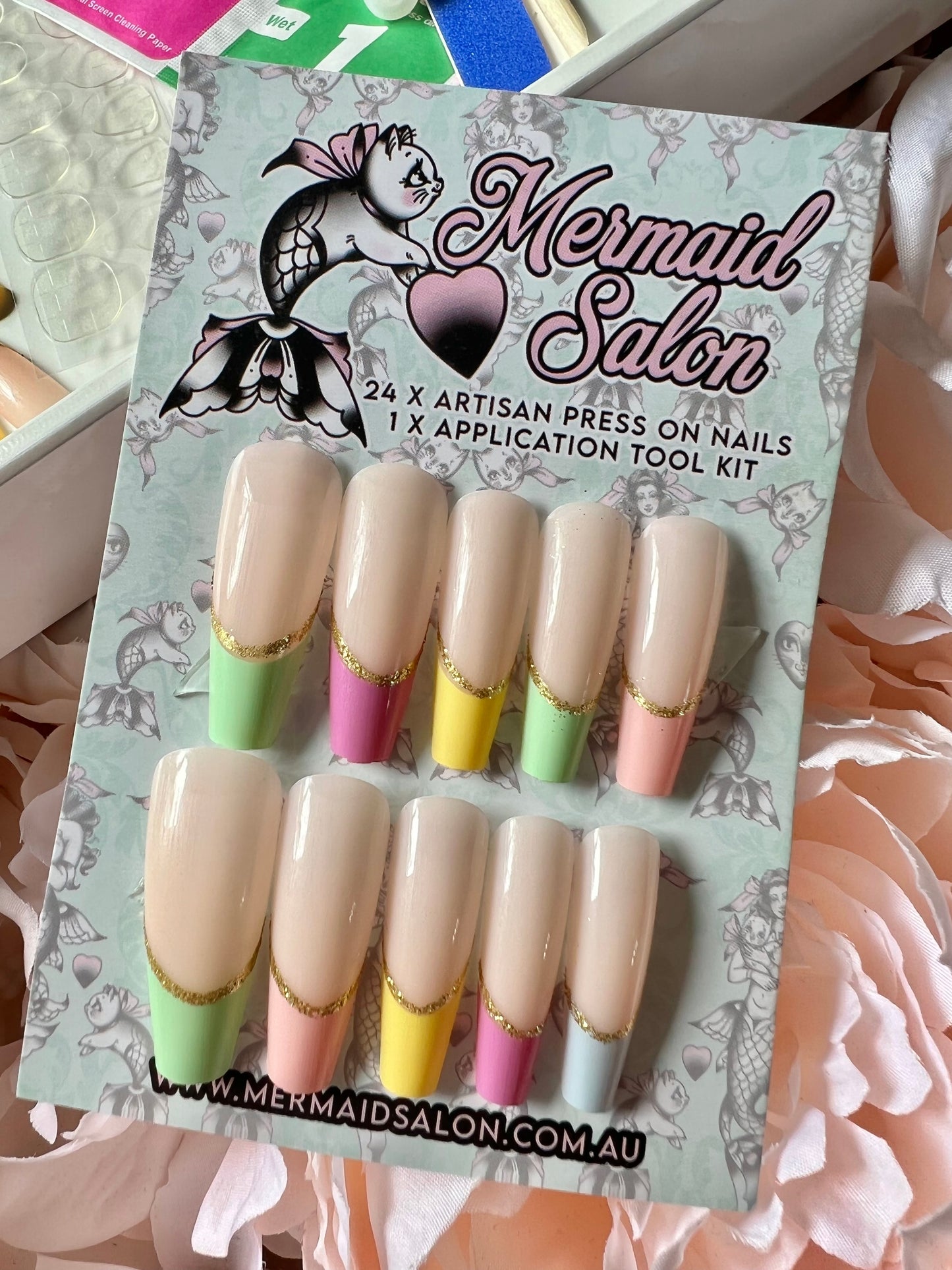 PASTEL PALACE - Press-On Nail Kit