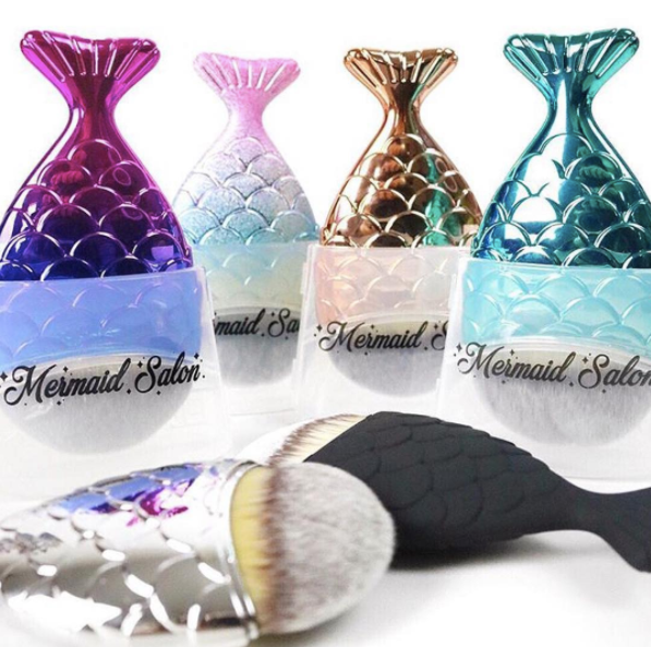 THE ORIGINAL CHUBBY MERMAID BRUSH - Matte Black