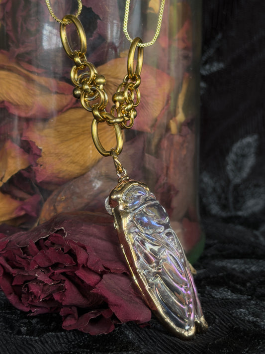 AURA SHELL - Iridescent Glass Cicada Necklace