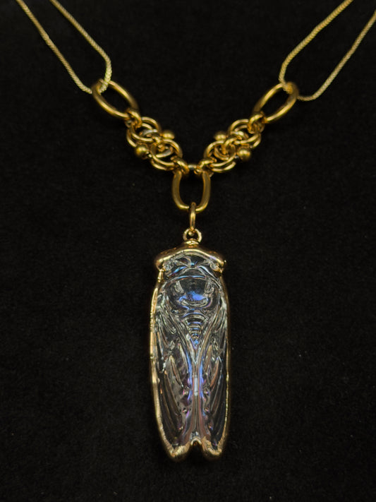 AURA SHELL - Iridescent Glass Cicada Necklace