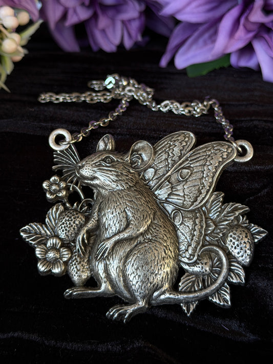 ATLAS RATTACUS - Fairy Rat Mother of Hades Necklace