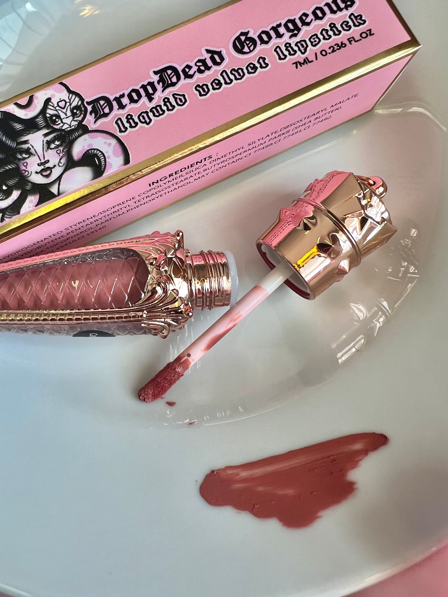 CANDID - Liquid luxe Velvet lipstick