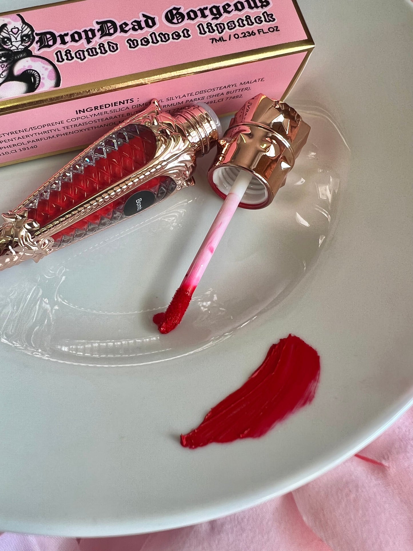 BOMB - Liquid luxe Velvet lipstick