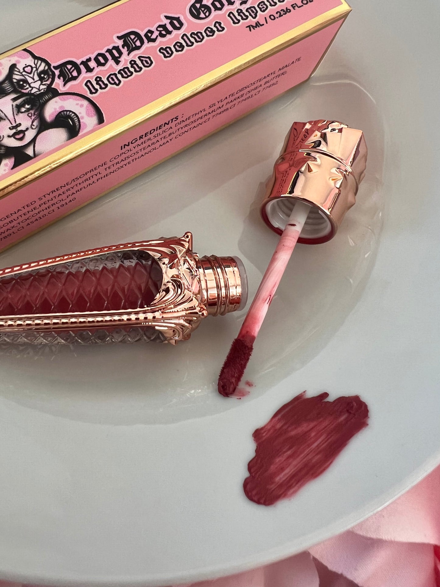 BLOODSHOT - Liquid luxe Velvet lipstick