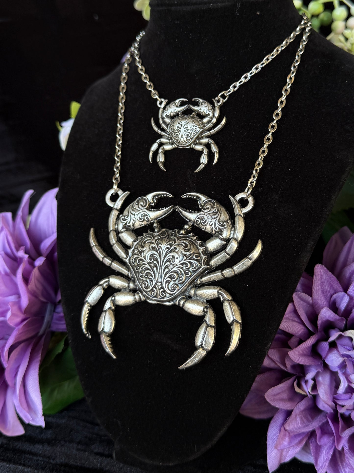 CLAWS OUT - Mother of Hades Decapod Necklace