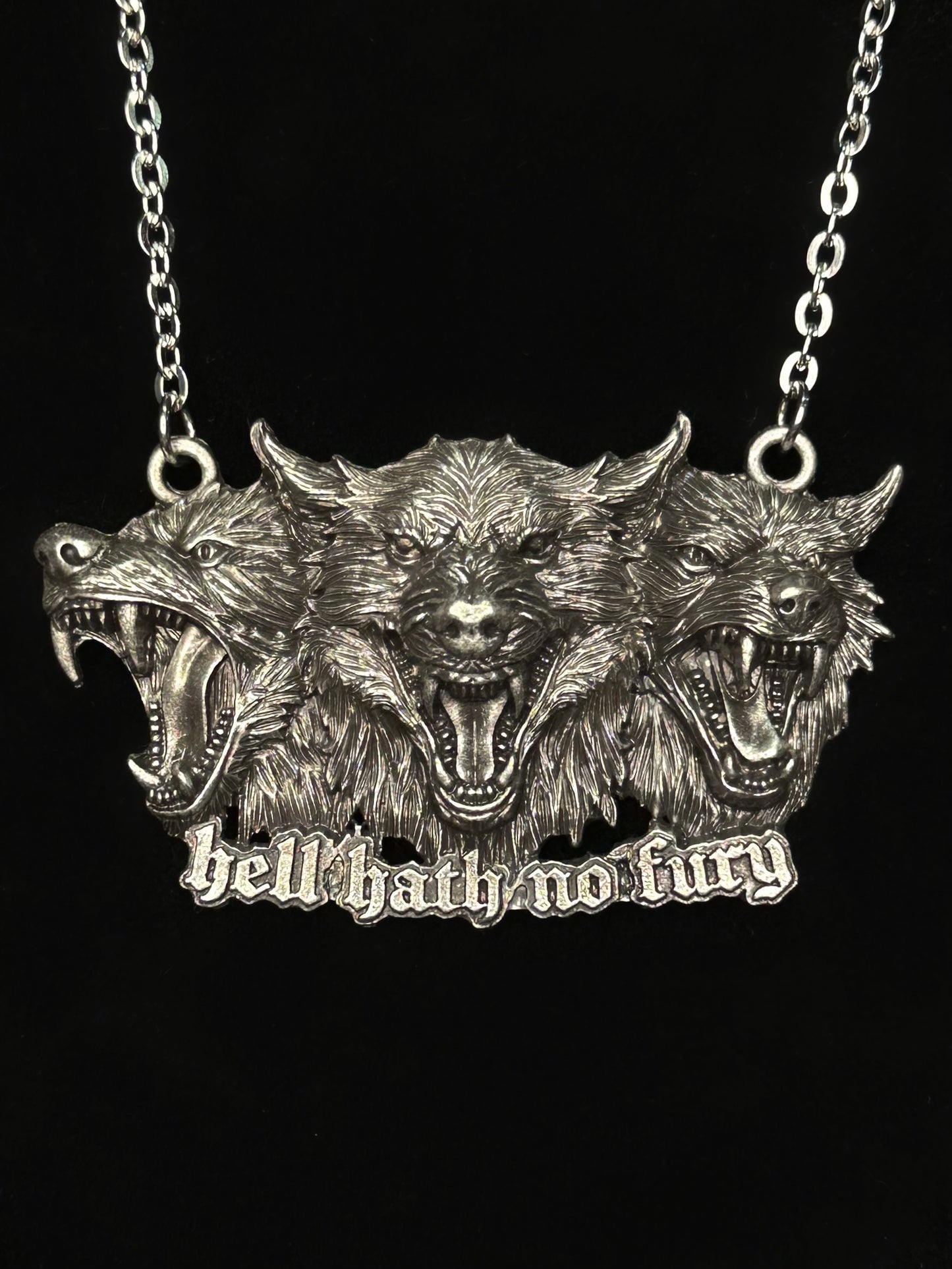 HELLHOUND - Mother of Hades X Vampire Freaks pt. ii Cast Necklace