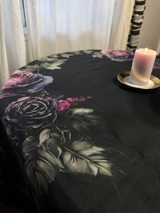 BED OF ROSES - TABLE CLOTH