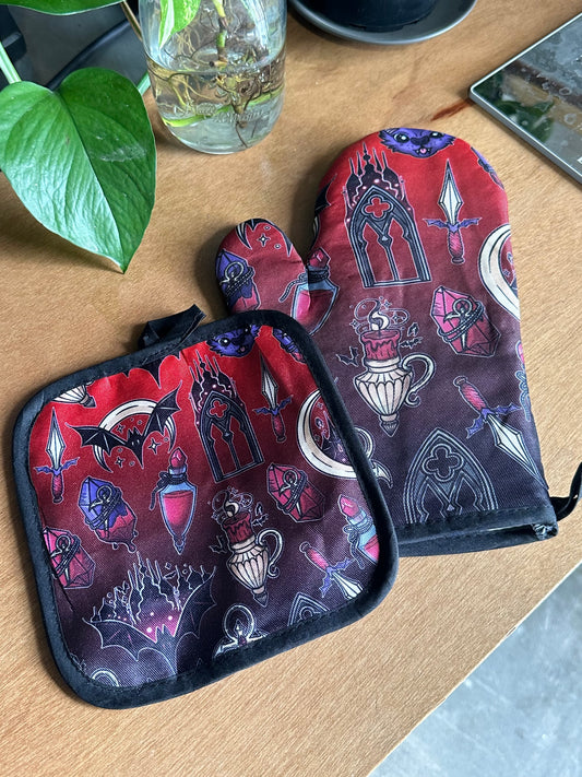 VAMPIRE SLAYER - Oven Mitt Set