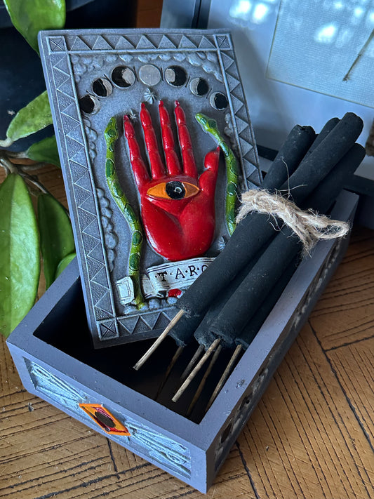 HAMSA TAROT BOX WITH INCENSE