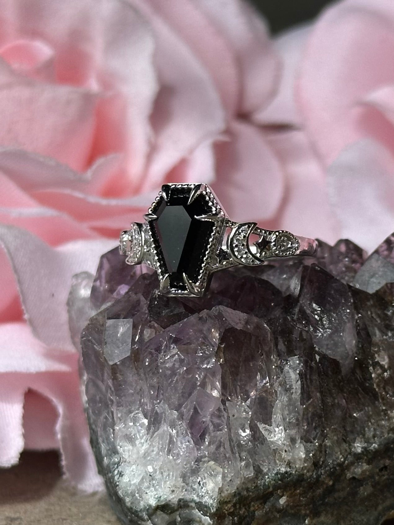 Eternal Sleep - 925 Silver and Onyx Coffin Ring