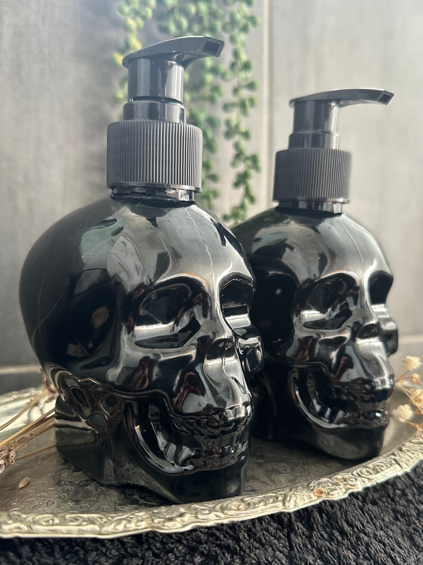 SKULL BODY WASH - Black Opium Style