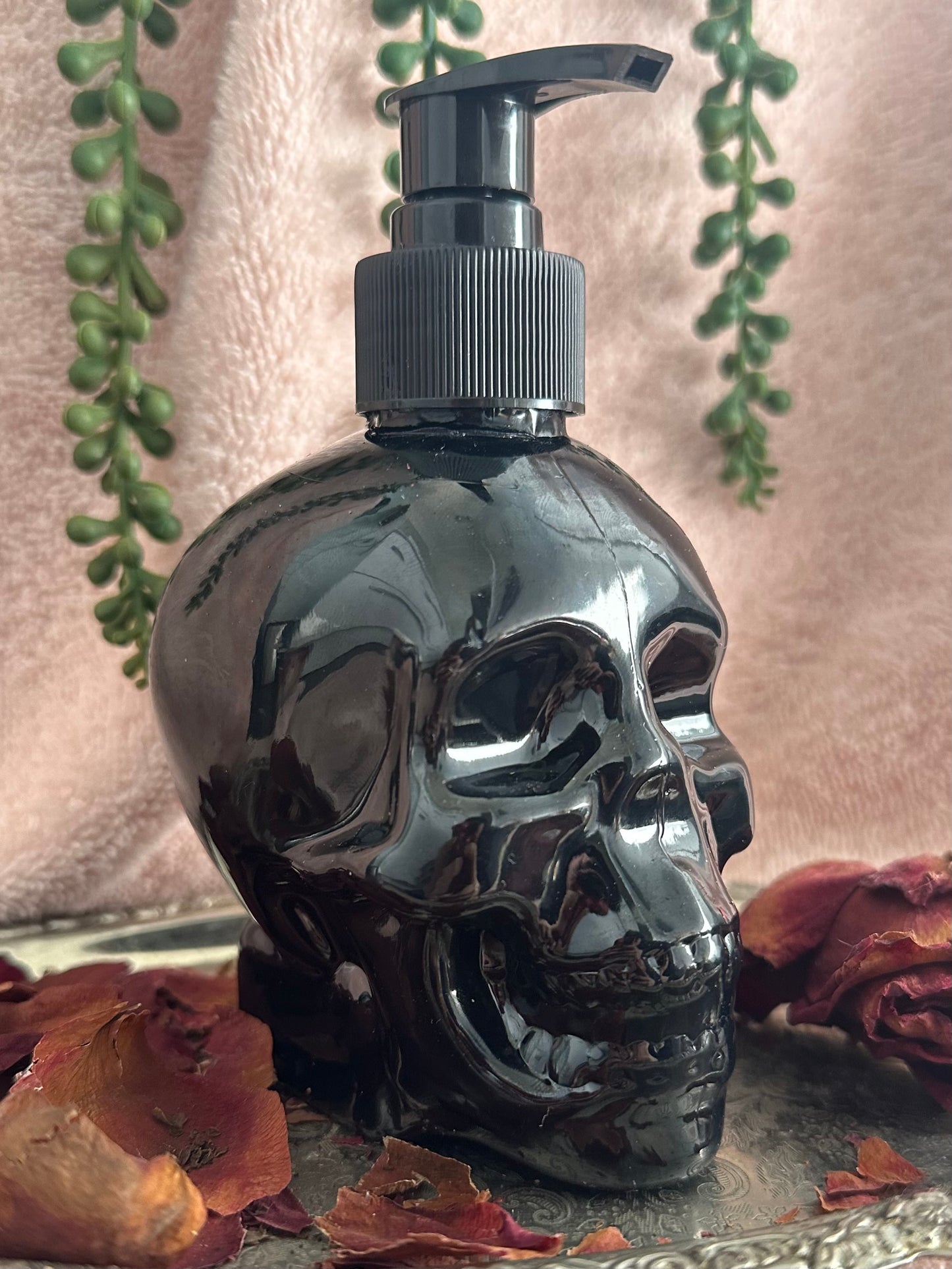 SKULL BODY WASH - Musk Sticks