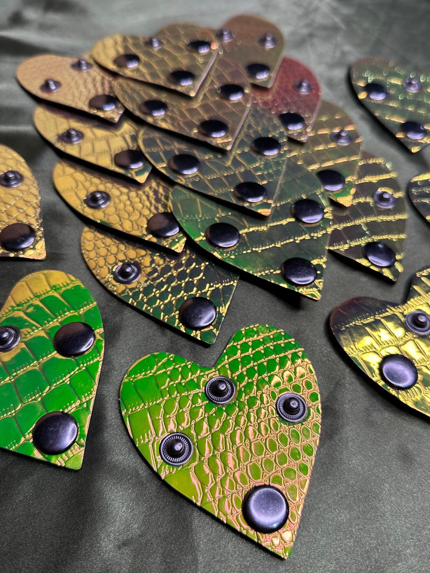 SNAP DRAGON SCALES - Gold/Green Versa-tiles