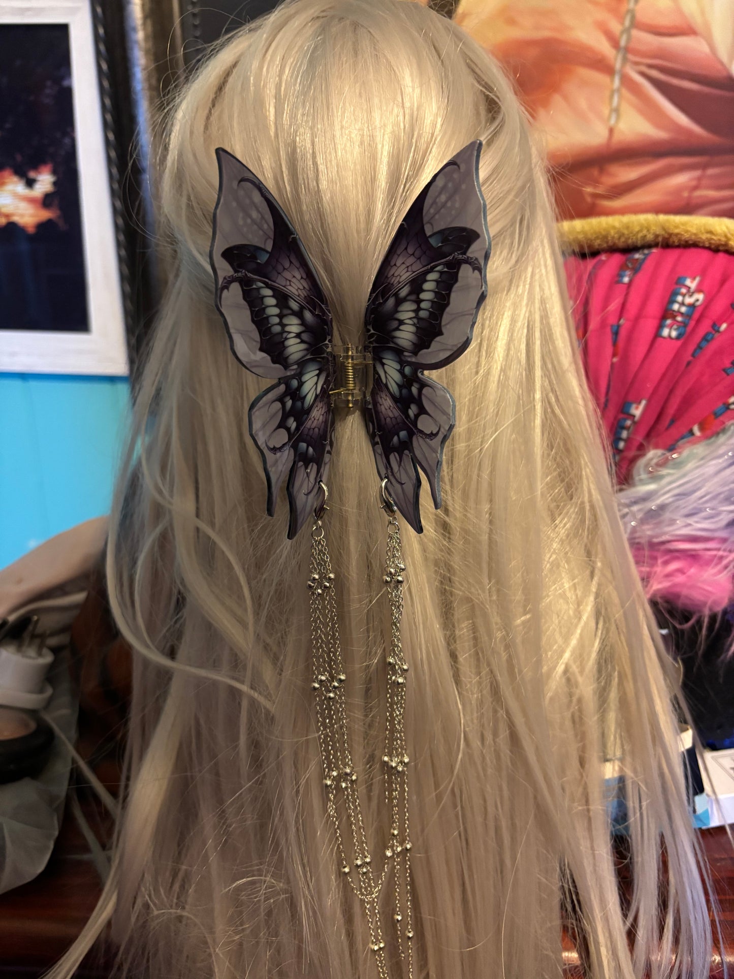 NIGHTSHADE - Butterfly hair clasp with chain