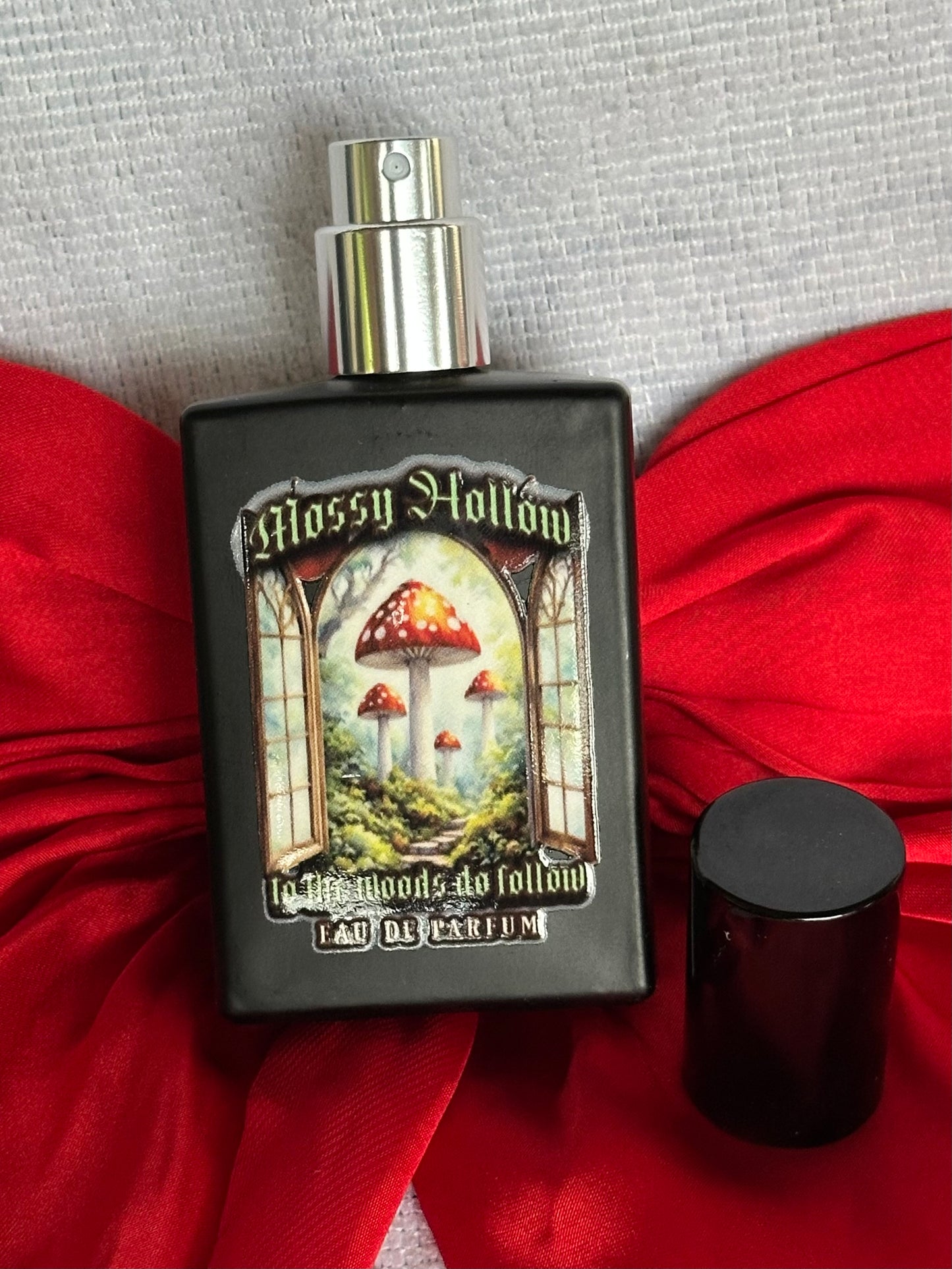 MOSSY HOLLOW - 30ml Fairest of Them All Perfume