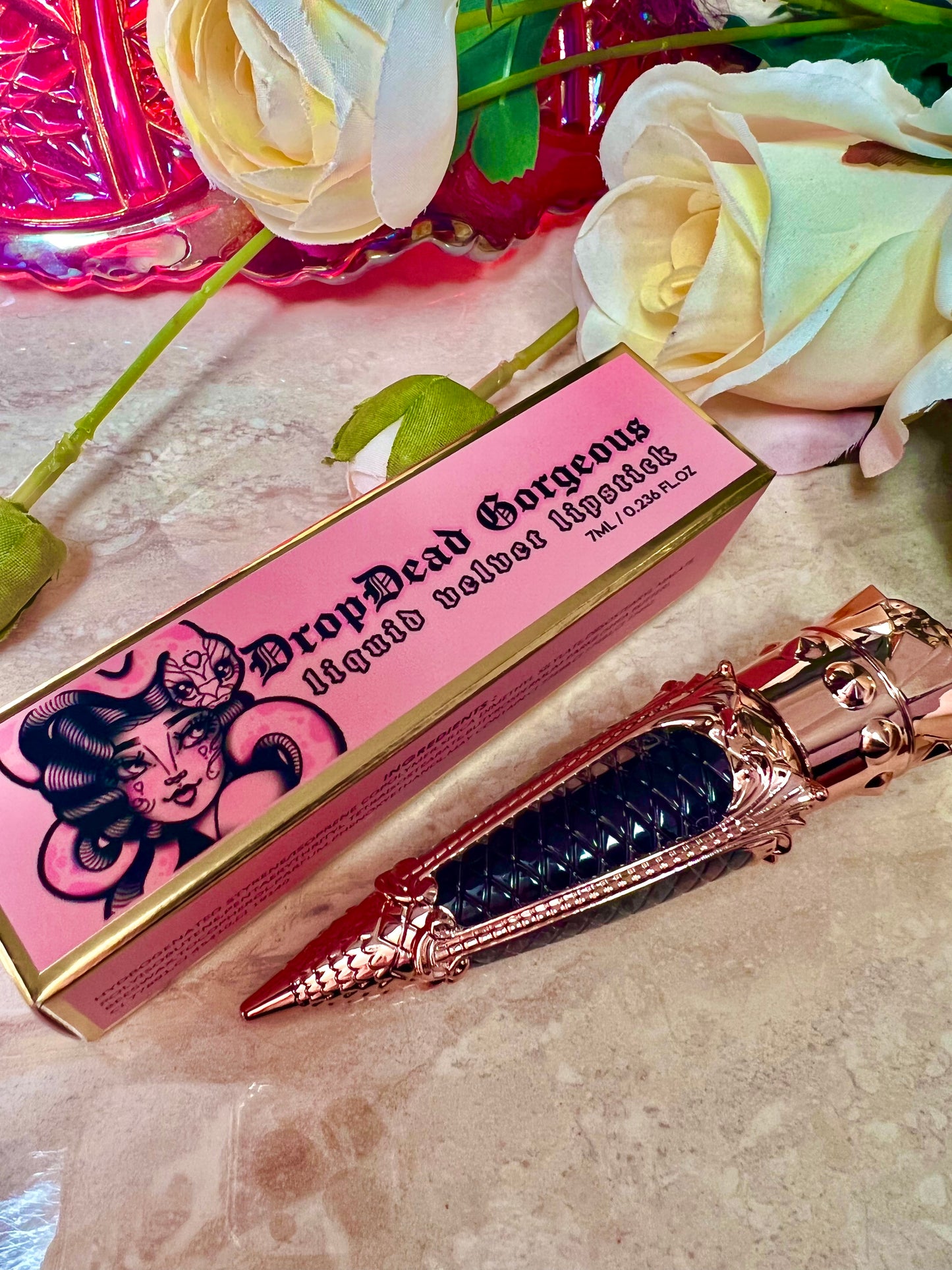 EGGPLANT - Liquid luxe Velvet lipstick