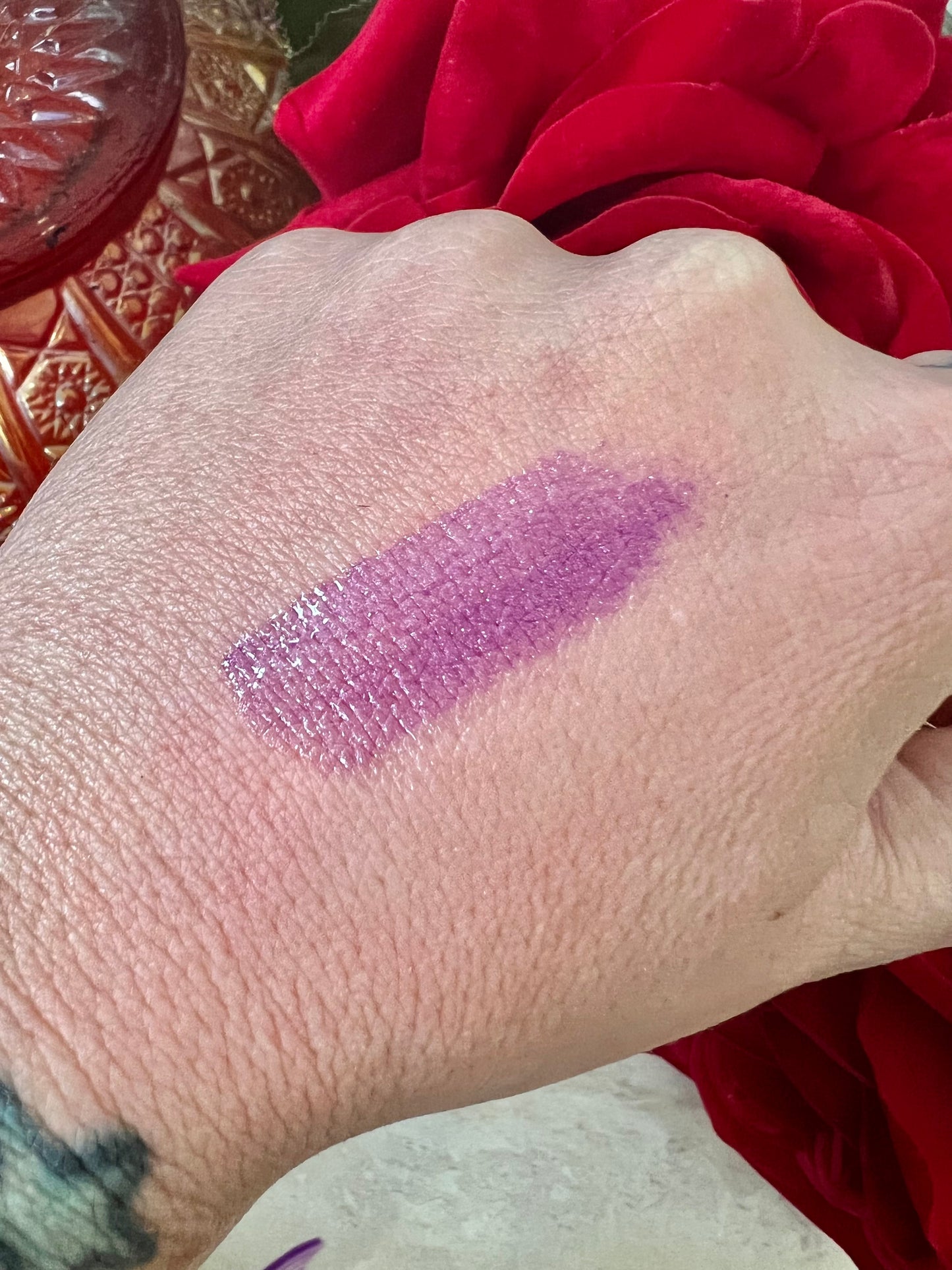 PURPLE HAZE - Liquid luxe frosted gloss